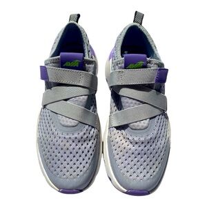 Avia Memory Foam Slip On Womens Sneakers. Tightening Strap. Size 8